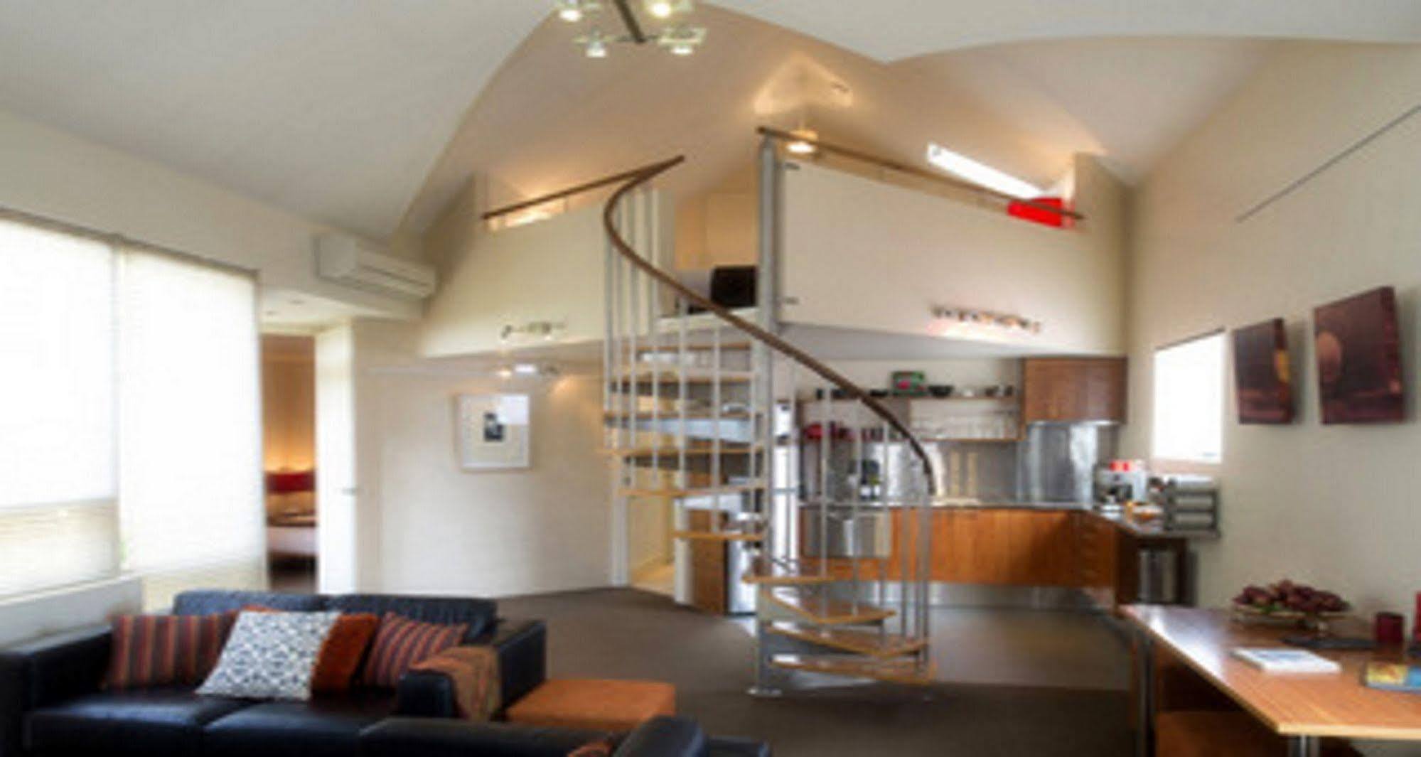 Twofourtwo Boutique Apartments Launceston Eksteriør billede